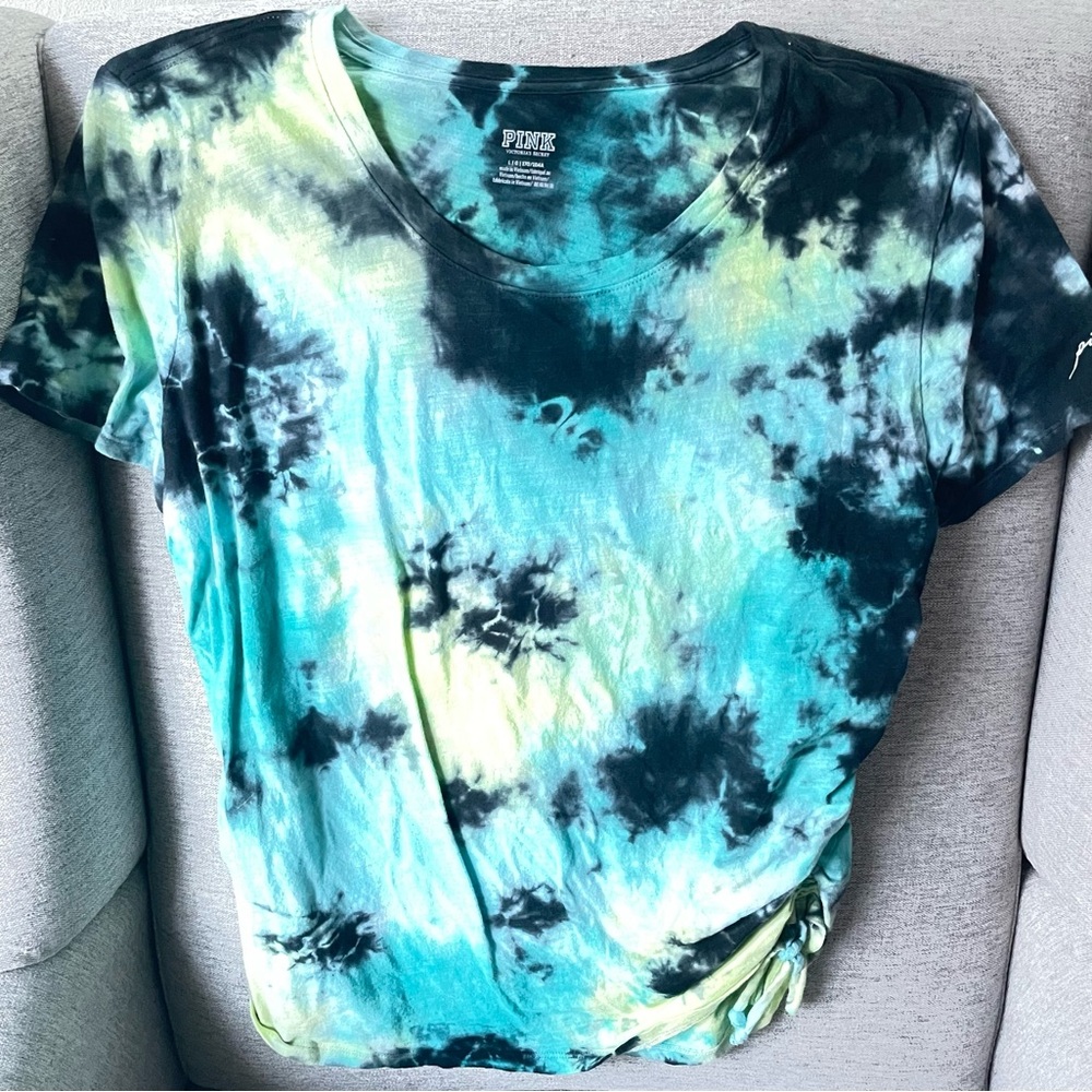 Victoria’s Secret Large Ruched Tie-Dye T-shirt